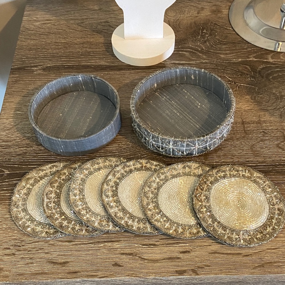 Iridescent Silver Gray Beaded Coaster Set of 6 with Box 5.25x1.5 4.25 Coasters - Picture 4 of 6